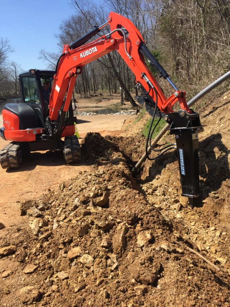 Blue Diamond Excavator Mount Hydraulic Breaker Gallery 3