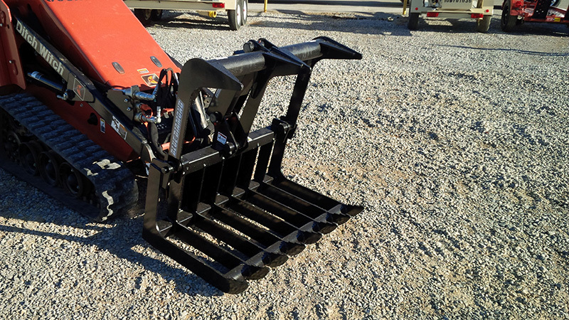 Blue Diamond Mini Skid Steer Attachments Mini Series Root Grapple Gallery 10