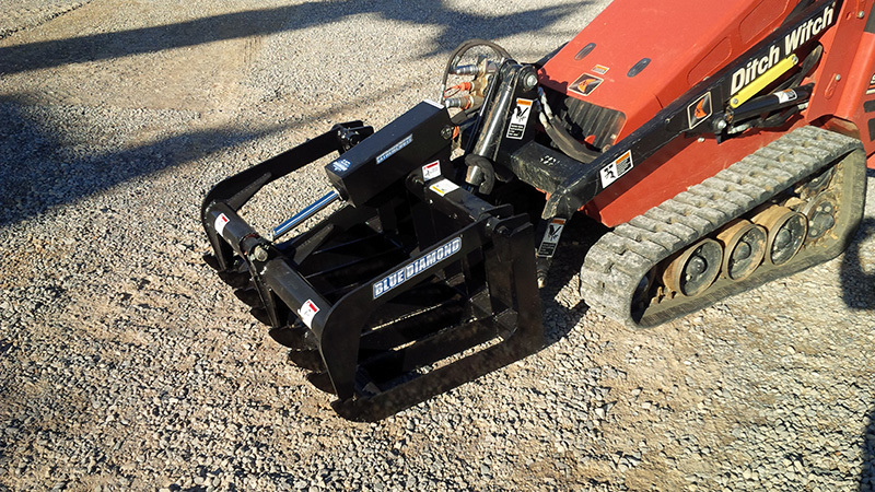 Blue Diamond Mini Skid Steer Attachments Mini Series Root Grapple Gallery 11