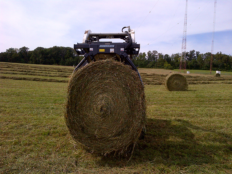 Blue Diamond Skid Steer Attachments Bale Squeeze Gallery 3