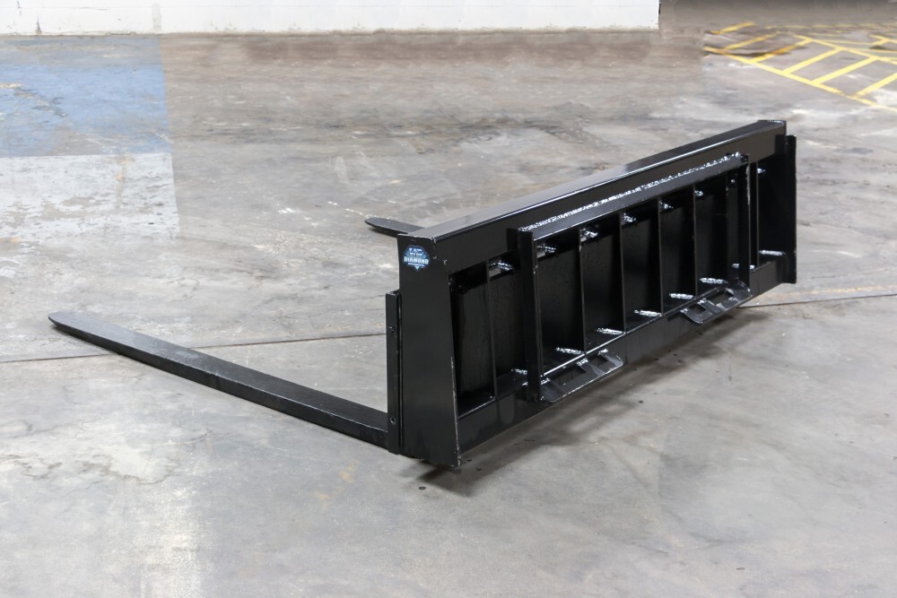 Blue Diamond Skid Steer Attachments Pallet Fork 6000 Capacity Wide Frame HD Gallery 3