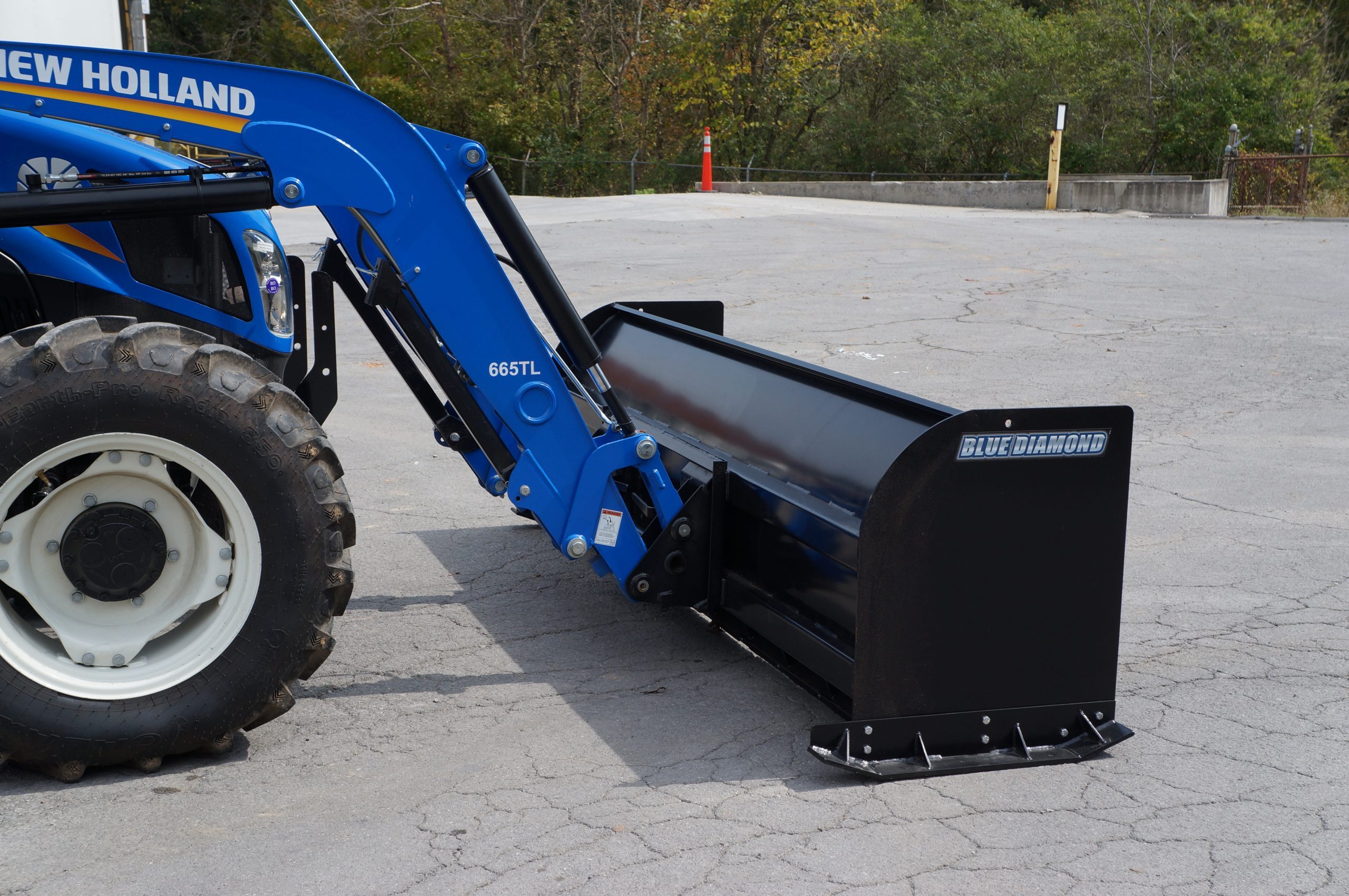 Blue Diamond Tractor Attachments Snow Pusher Gallery 3