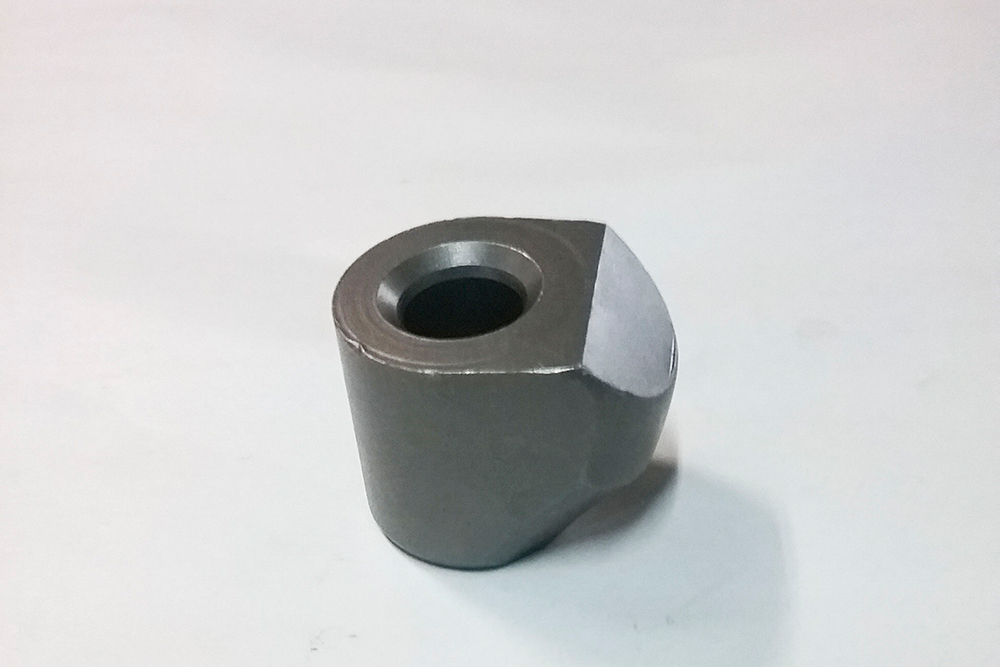 ROCK AND CONCRETE GRINDER MODEL G1 CUTTER BIT HOLDER