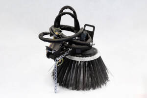 116555 Broom Pickup Series Gutter Brush with Shut Off Valve 1 in Round Motor Shaft WEBREADY 1
