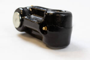 205762 Auger ED S2 Knuckle with Pin and Clip WEBREADY 3